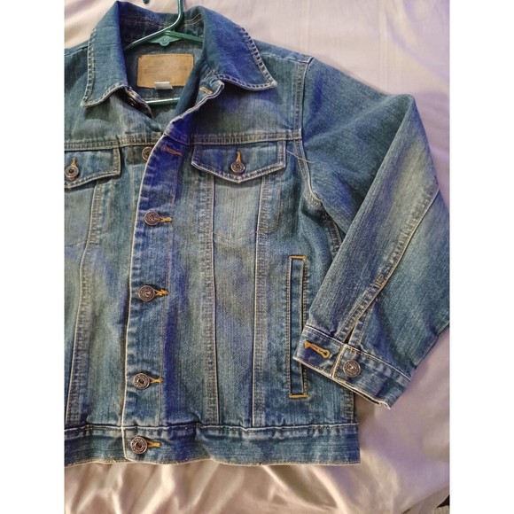 Old Navy Trucker Jean Jacket Size Medium Blue Denim Front Pockets Classi… - Picture 4 of 8